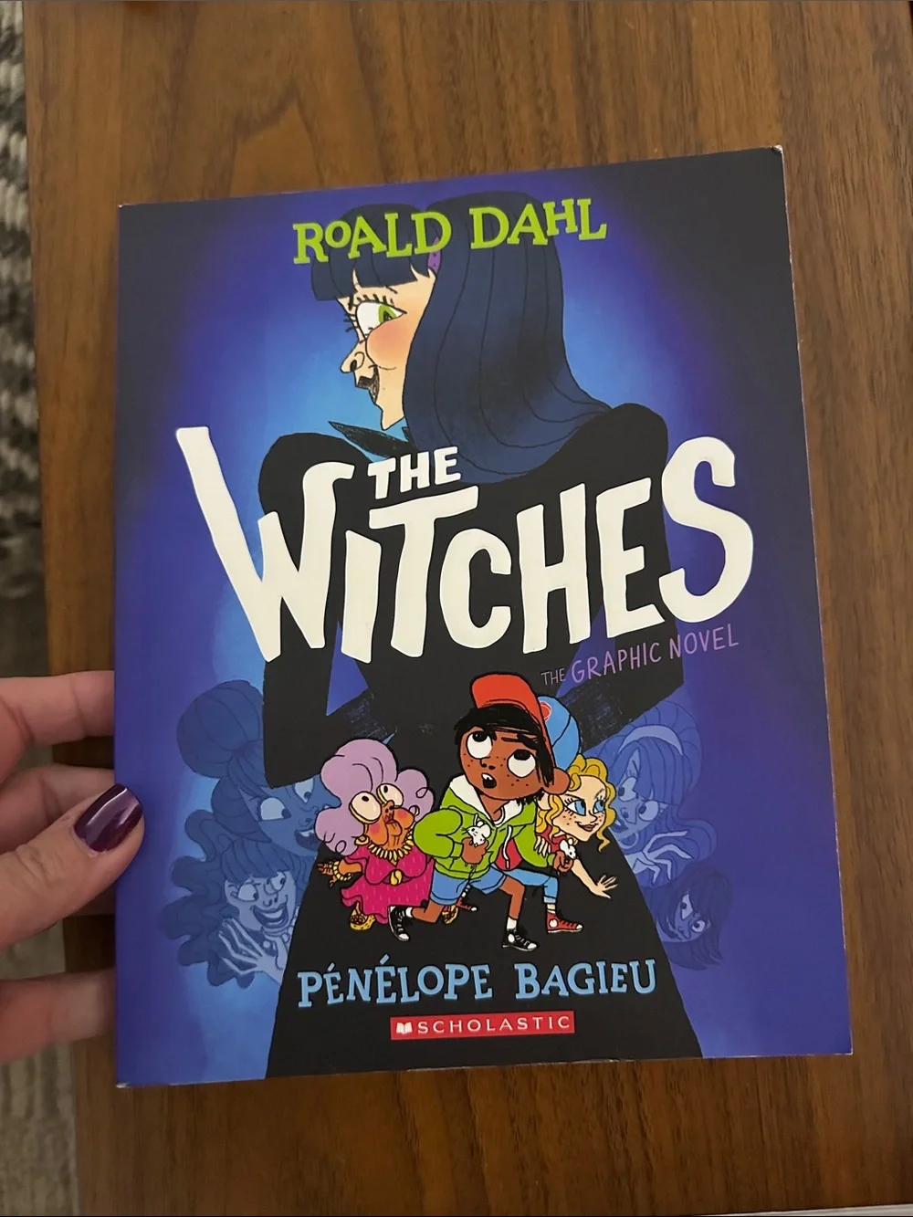4 graphic novels